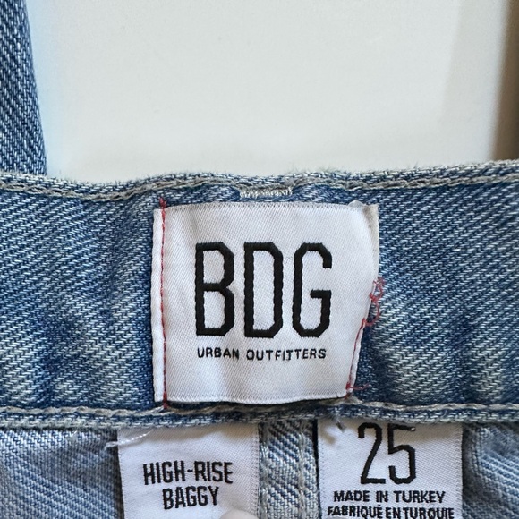 BDG Urban Outfitters High Rise Baggy Straight Leg Blue Jeans Women's Size 25 - Picture 2 of 10
